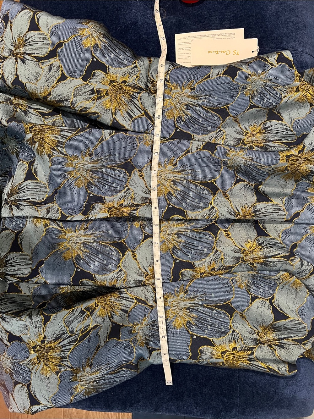 Blue Floral Short-Sleeve Maxi Dress with V-Neck and Pockets - Picture 8 of 9